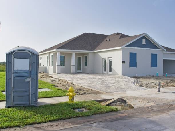Best Portable bathroom rental  in Fennimore, WI